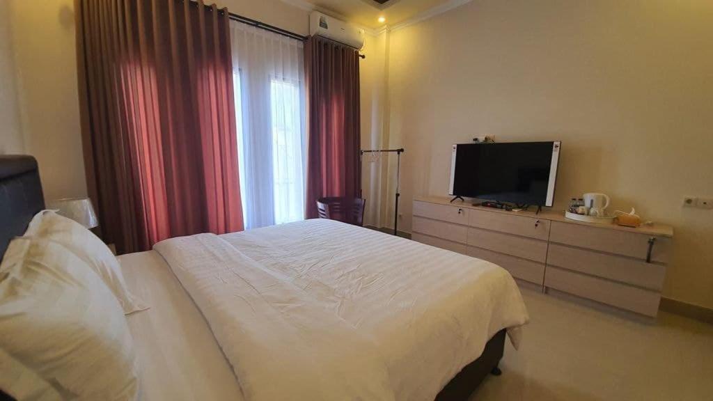 Grand Puri Hotel Batununggul Zewnętrze zdjęcie